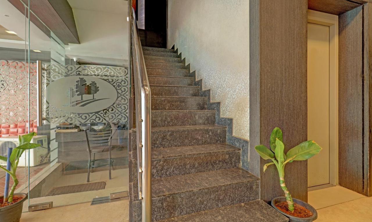 Pine Tree Boutique Hotel Chennai Exterior foto
