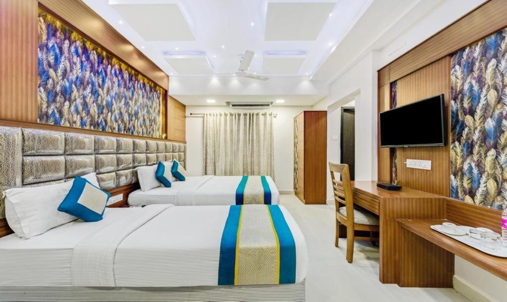 Pine Tree Boutique Hotel Chennai Exterior foto