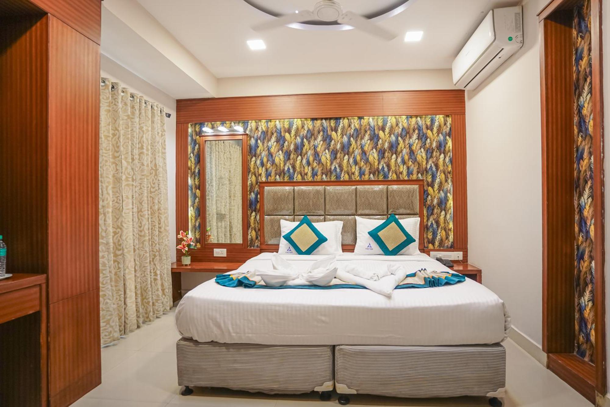 Pine Tree Boutique Hotel Chennai Exterior foto