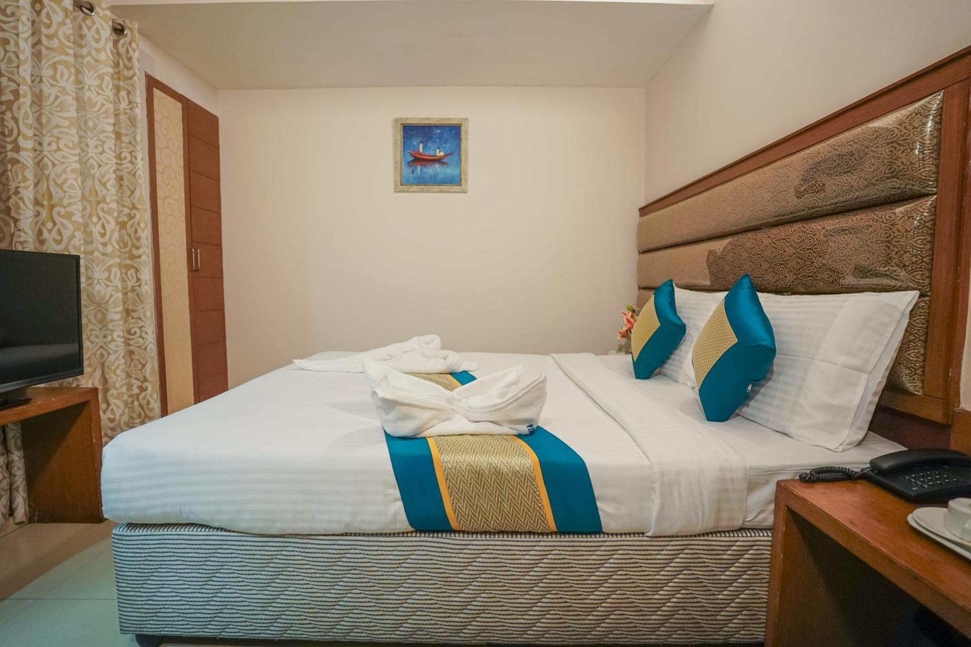 Pine Tree Boutique Hotel Chennai Exterior foto